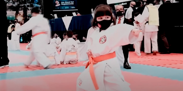A Atleta de Karate Fiorella Bonaguro foi campeã do 28º Campeonato Brasileiro de Karate Interestilos - CBK 2021